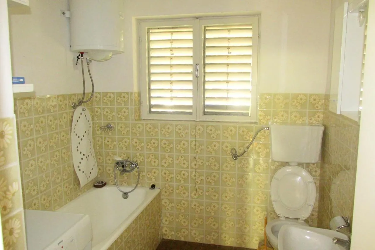 Holiday home Seaside Holiday House Susica, Ugljan - 9664
