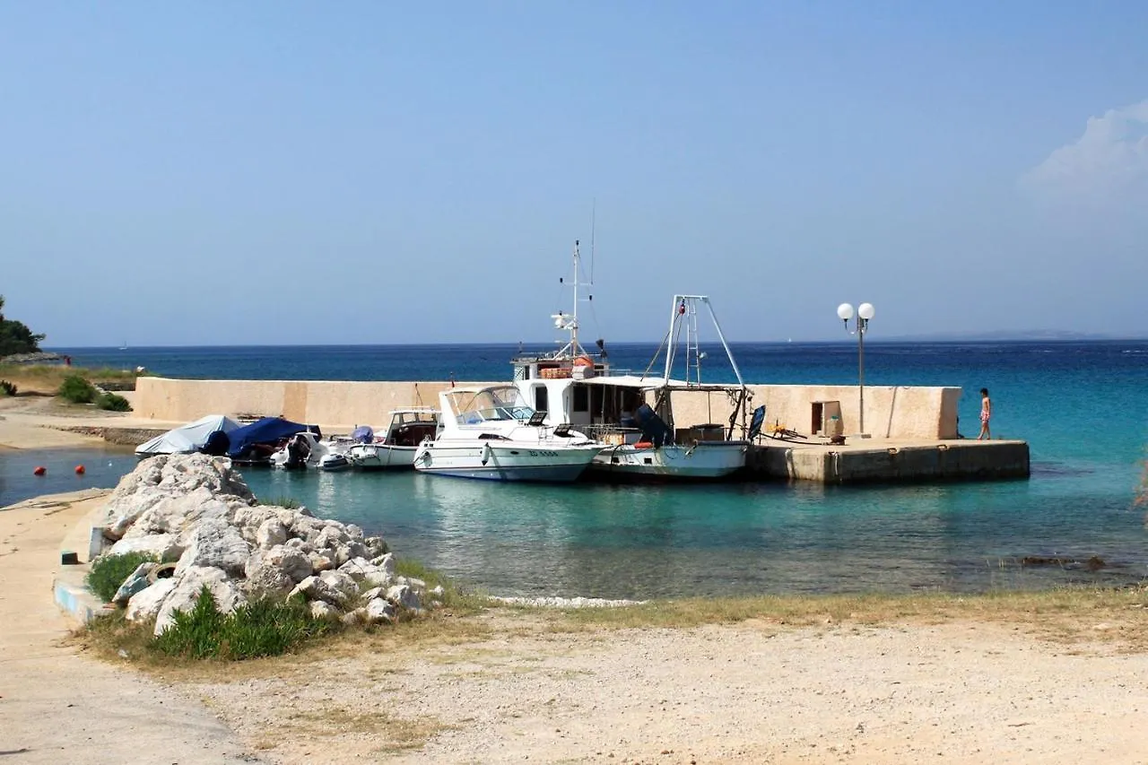 Seaside Holiday House Susica, Ugljan - 9664 בית נופש
