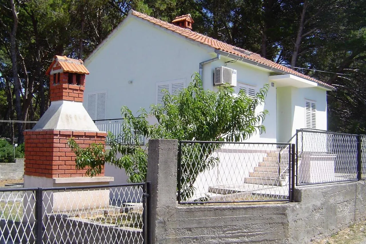 בית נופש Seaside Holiday House Susica, Ugljan - 9664 קרואטיה